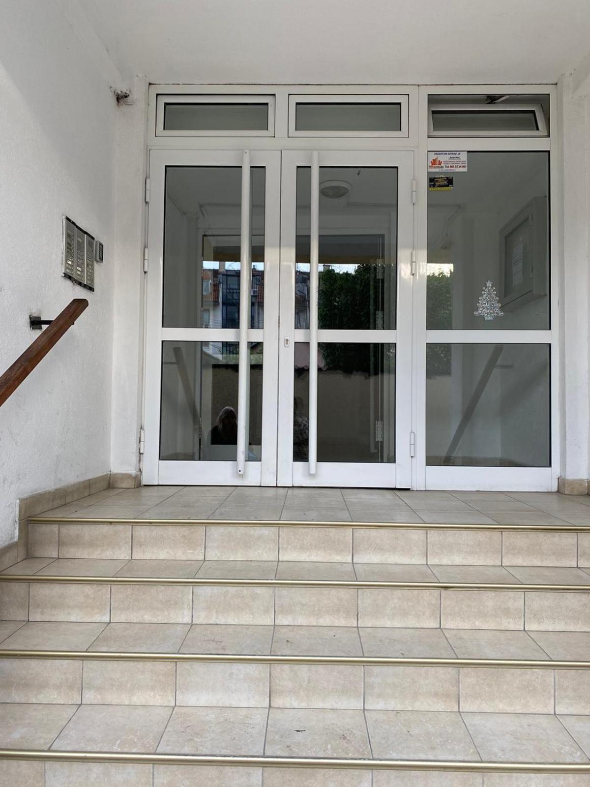 Apartman Riva Kraljevo Buitenkant foto